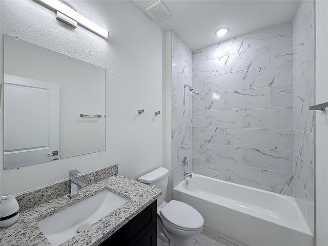 117 MARION OAKS GOLF WAY, Ocala, FL 34473