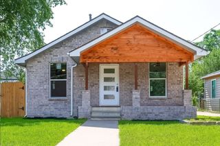 4019 Brundrette Street, Dallas, TX 75212