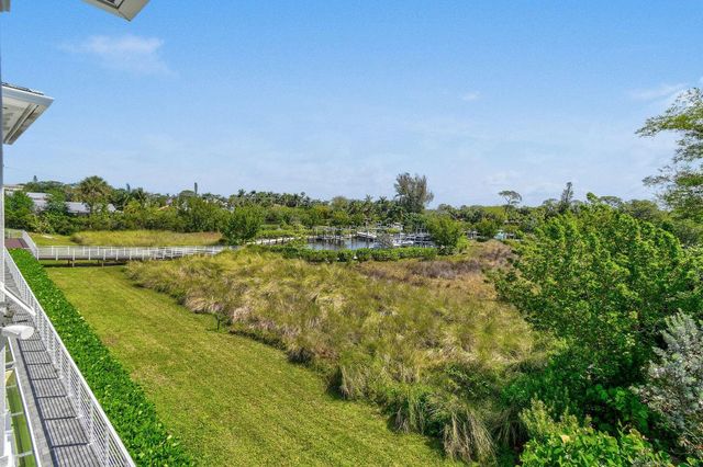 4707 SE Manatee Way, Stuart, FL 34997