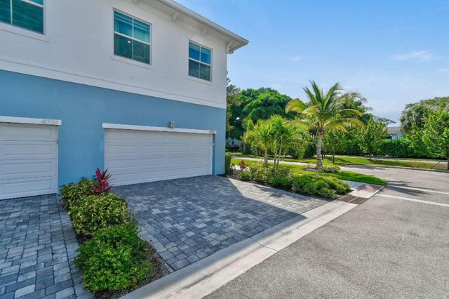 4707 SE Manatee Way, Stuart, FL 34997