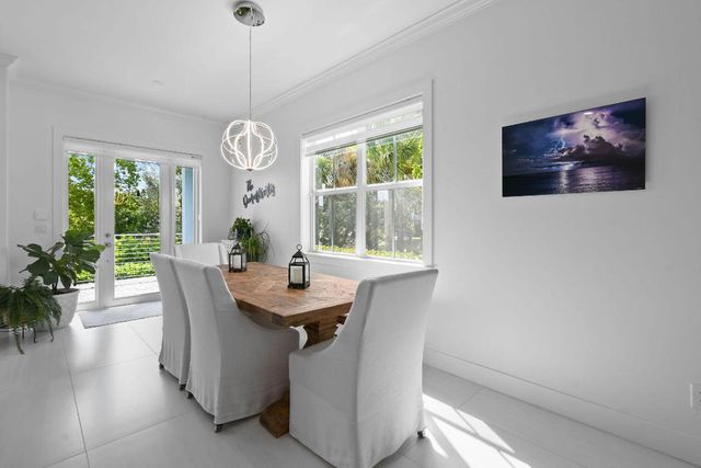 4707 SE Manatee Way, Stuart, FL 34997