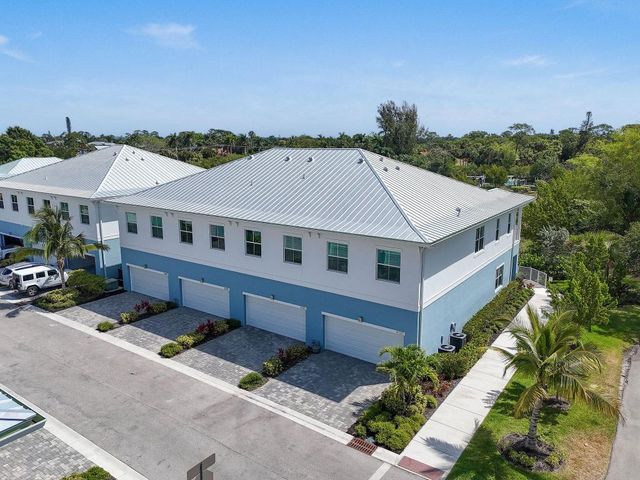 4707 SE Manatee Way, Stuart, FL 34997