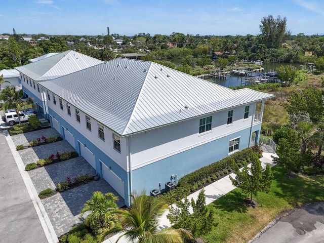 4707 SE Manatee Way, Stuart, FL 34997