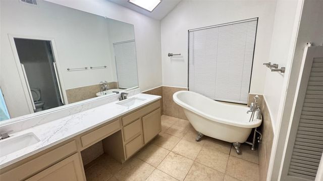 11810 Zarroll Drive, Houston, TX 77099