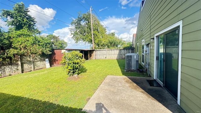 11810 Zarroll Drive, Houston, TX 77099