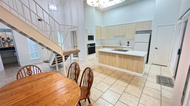 11810 Zarroll Drive, Houston, TX 77099