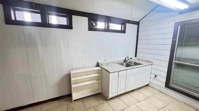 11810 Zarroll Drive, Houston, TX 77099