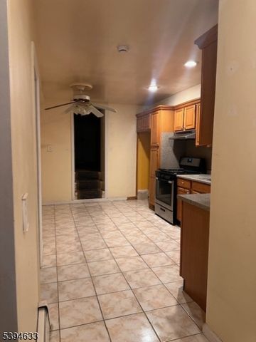 270 Midland Ave, Garfield City, NJ 07026