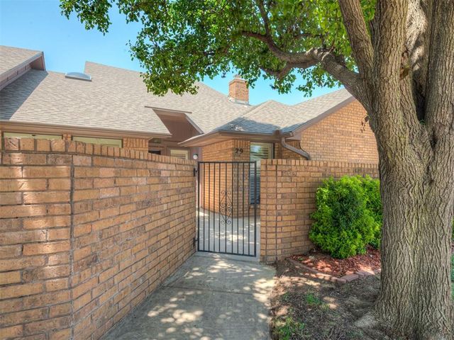 1899 Saddleback Boulevard 29, Norman, OK 73072