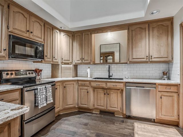 1899 Saddleback Boulevard 29, Norman, OK 73072