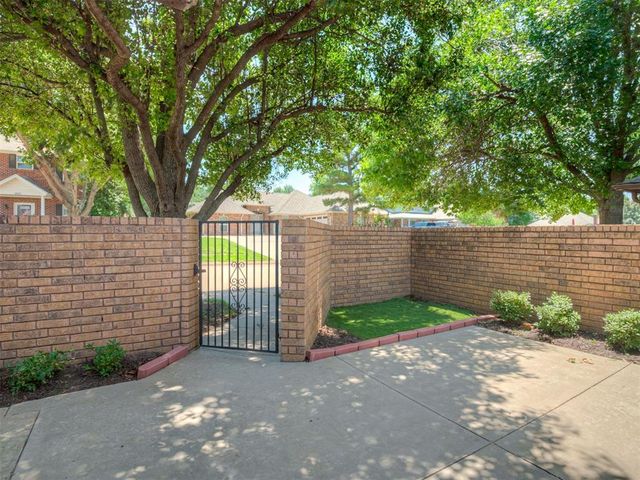1899 Saddleback Boulevard 29, Norman, OK 73072