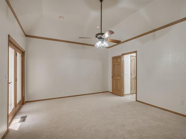 1899 Saddleback Boulevard 29, Norman, OK 73072