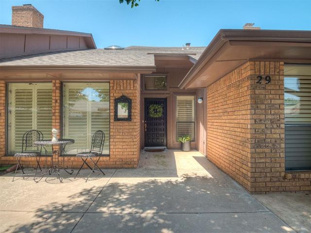 1899 Saddleback Boulevard 29, Norman, OK 73072
