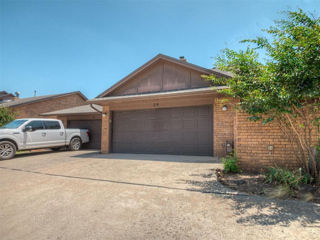 1899 Saddleback Boulevard 29, Norman, OK 73072