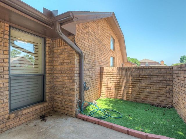 1899 Saddleback Boulevard 29, Norman, OK 73072