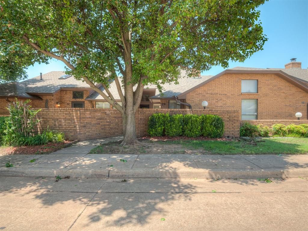 1899 Saddleback Boulevard 29, Norman, OK 73072