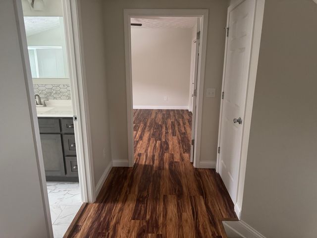 3521 Cabin Creek Road, London, KY 40741