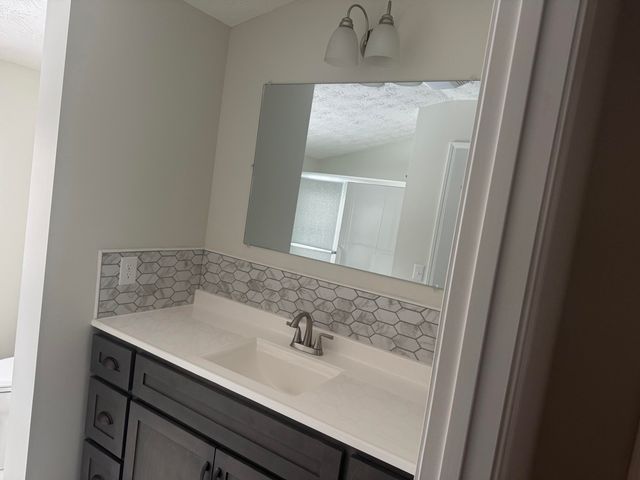 3521 Cabin Creek Road, London, KY 40741