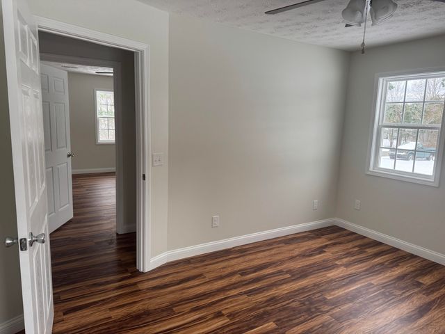 3521 Cabin Creek Road, London, KY 40741