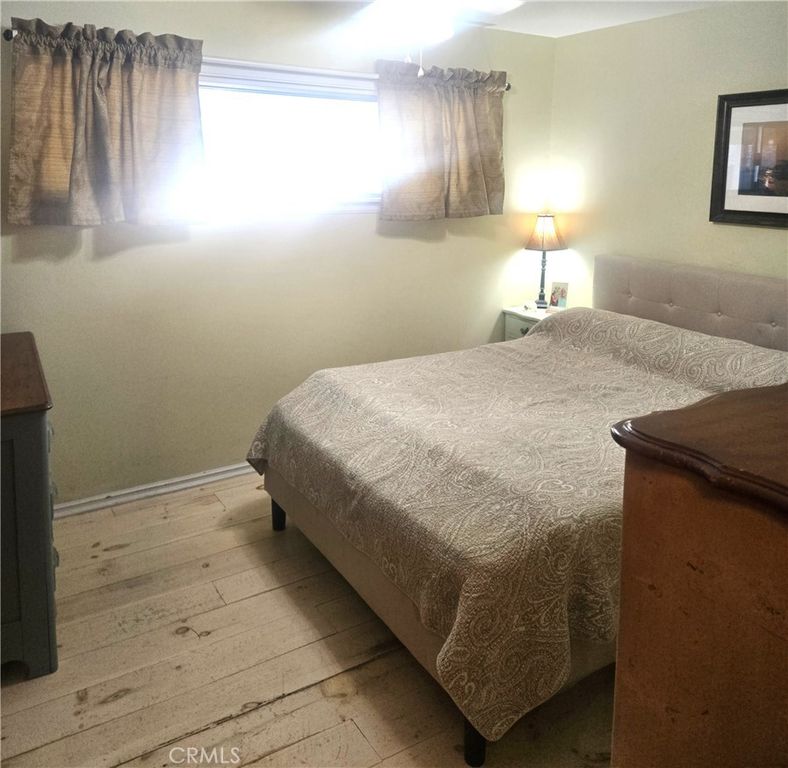 Image 14 of property listing at 1671 Twin Lakes, Wrightwood, CA 92397