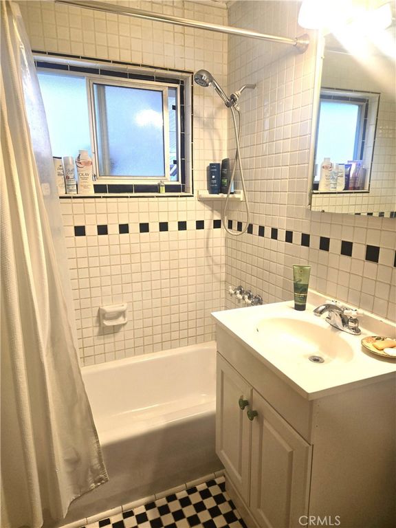 Image 18 of property listing at 1671 Twin Lakes, Wrightwood, CA 92397