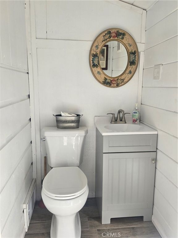 Image 21 of property listing at 1671 Twin Lakes, Wrightwood, CA 92397