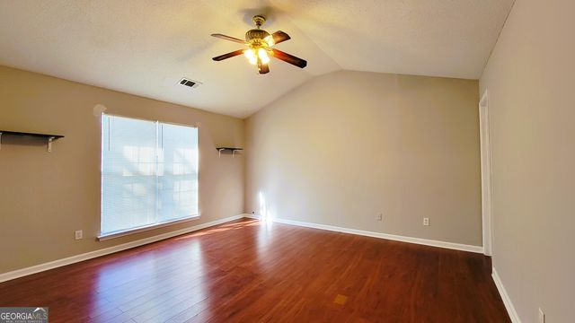 5609 Eagles Feather Lane, Riverdale, GA 30274