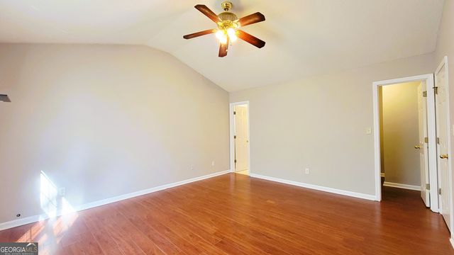 5609 Eagles Feather Lane, Riverdale, GA 30274