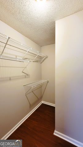 5609 Eagles Feather Lane, Riverdale, GA 30274