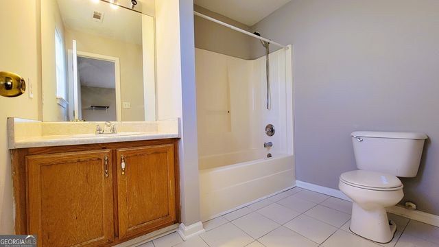 5609 Eagles Feather Lane, Riverdale, GA 30274