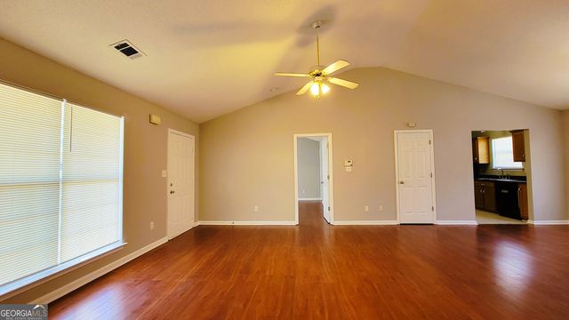 5609 Eagles Feather Lane, Riverdale, GA 30274