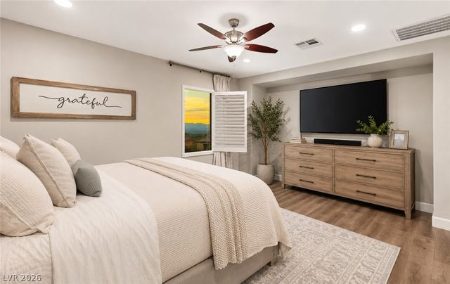 25 Kittansett Loop, Henderson, NV 89052