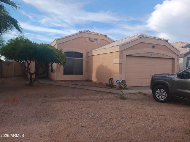 1240 W DIAMOND Avenue, Apache Junction, AZ 85120