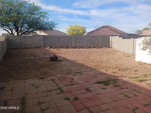 1240 W DIAMOND Avenue, Apache Junction, AZ 85120