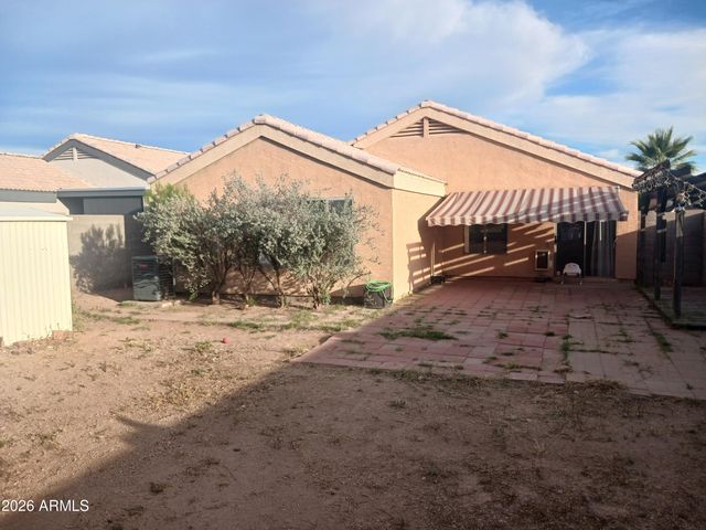 1240 W DIAMOND Avenue, Apache Junction, AZ 85120
