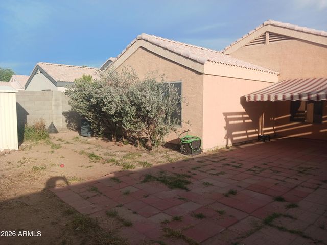 1240 W DIAMOND Avenue, Apache Junction, AZ 85120