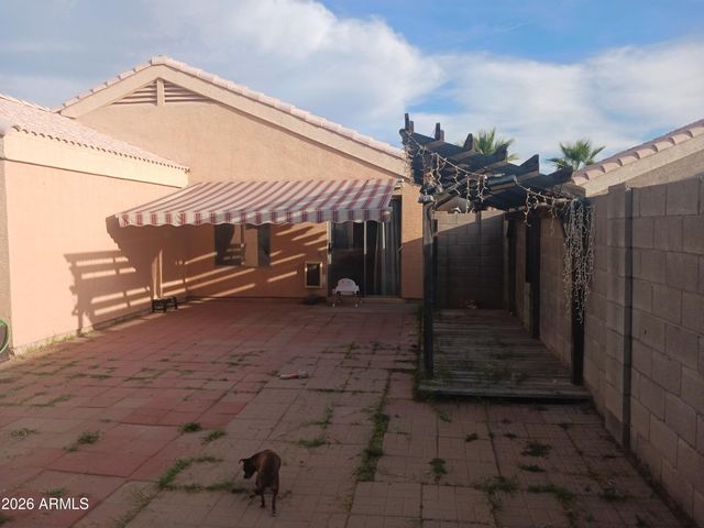 1240 W DIAMOND Avenue, Apache Junction, AZ 85120