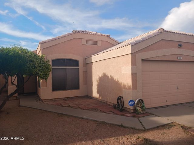 1240 W DIAMOND Avenue, Apache Junction, AZ 85120