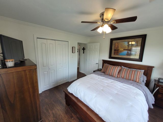 4139 Gum Drive, Dickinson, TX 77539