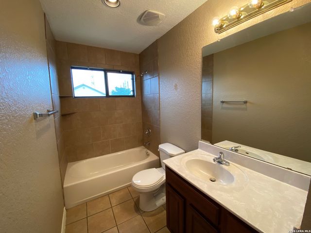 11447 Creek Eagle, San Antonio, TX 78245