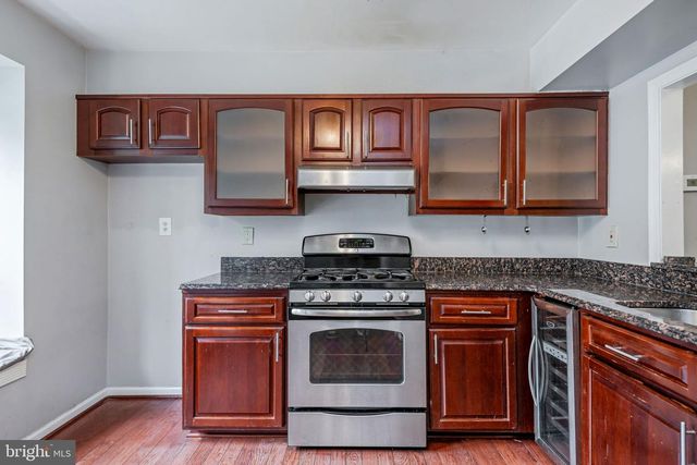 4749 GAINSBOROUGH DR, Fairfax, VA 22032