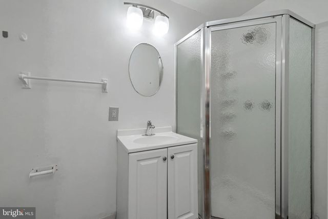 4749 GAINSBOROUGH DR, Fairfax, VA 22032