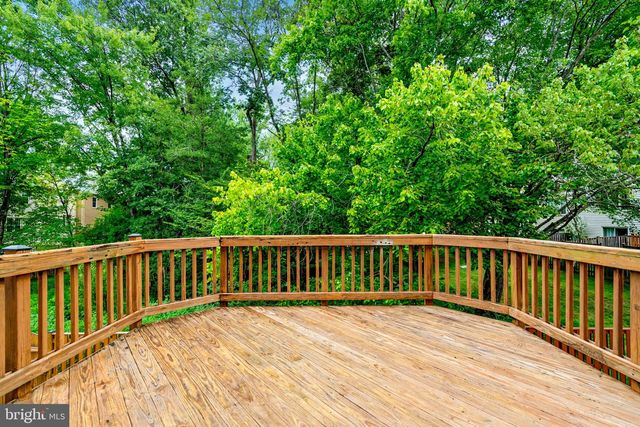 4749 GAINSBOROUGH DR, Fairfax, VA 22032