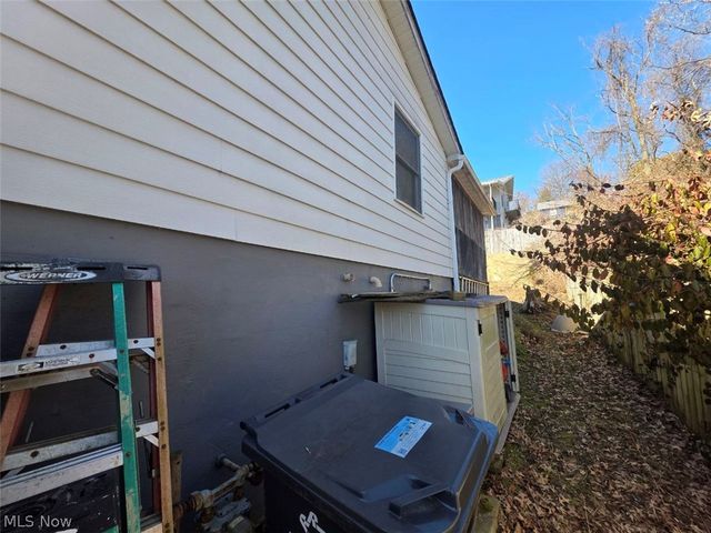 379 Spencer Avenue, Morgantown, WV 26501