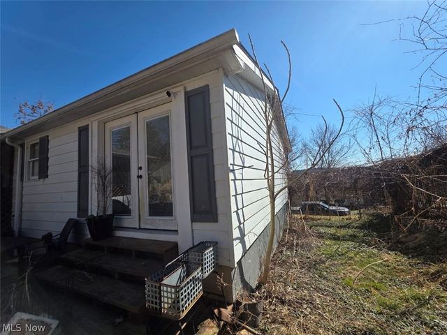 379 Spencer Avenue, Morgantown, WV 26501