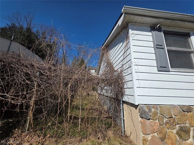 379 Spencer Avenue, Morgantown, WV 26501