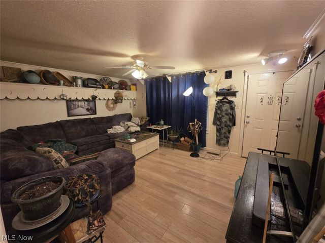 379 Spencer Avenue, Morgantown, WV 26501