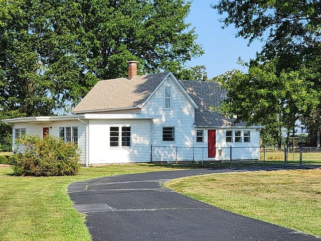 20636 Lawrence 2180, Aurora, MO 65605