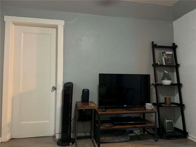 5063 Alhambra, Los Angeles, CA 90032