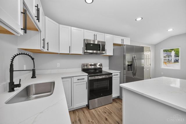 8812 Pine Road, Sycamore Twp, OH 45242